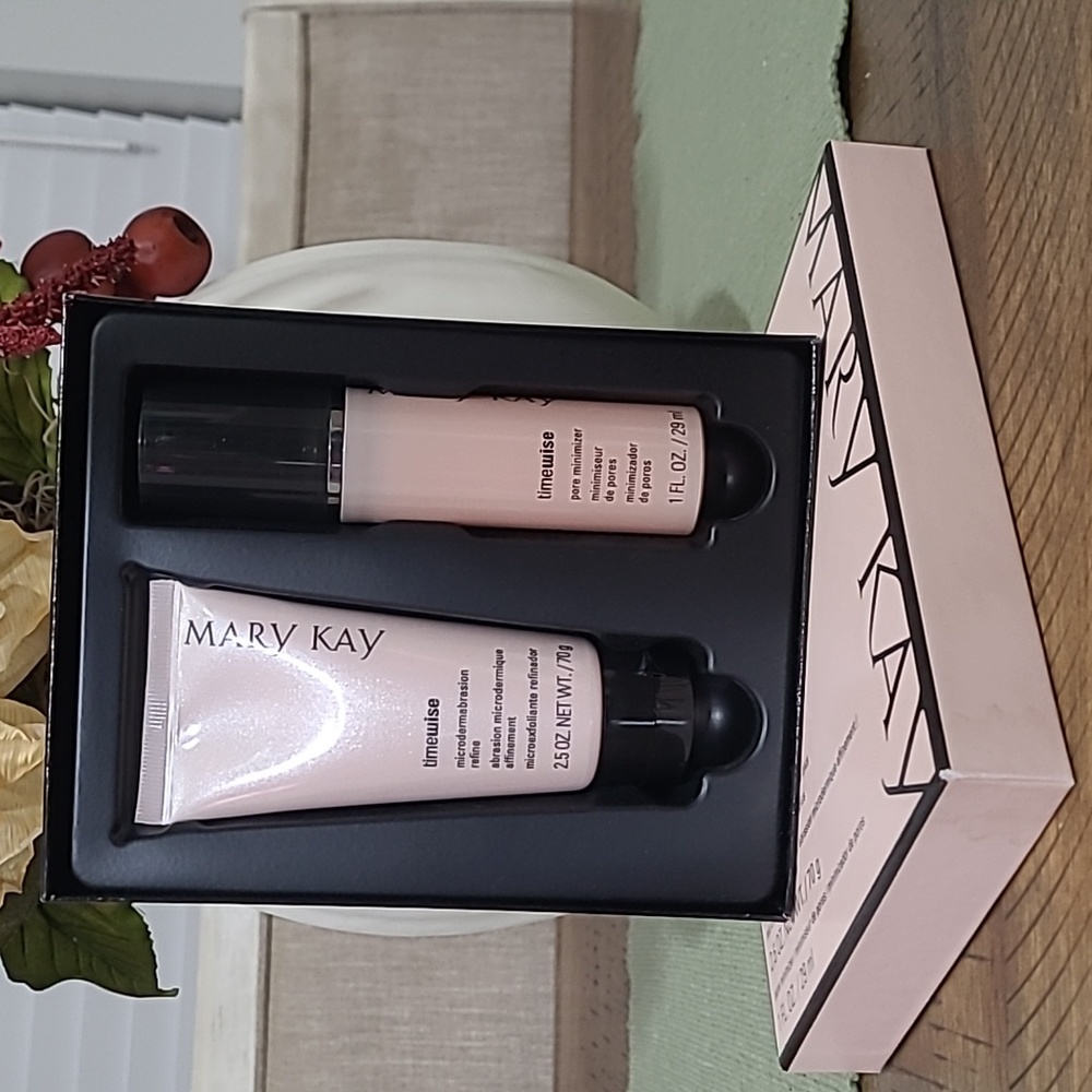 Mary Kay Timewise Microdermabrasion Plus Kit NWOT